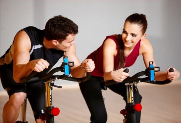 couple working out