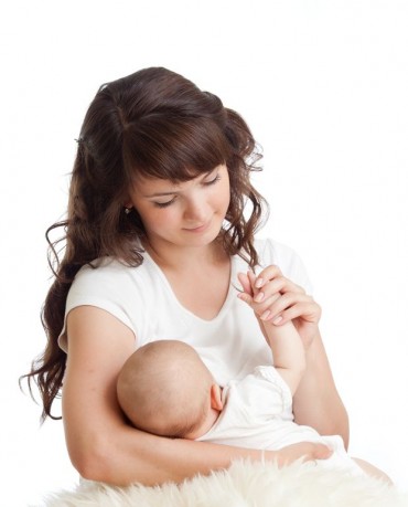mother breastfeeding infant