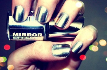 mirror nail polish