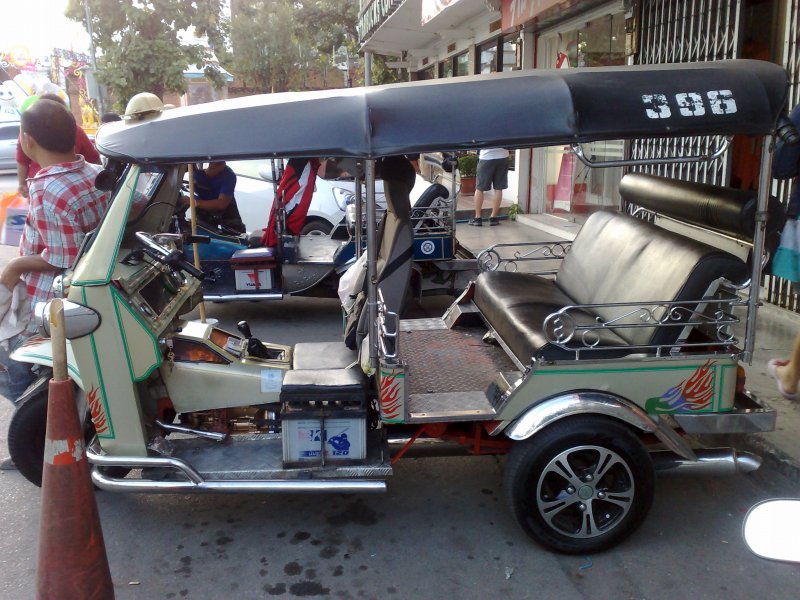 thailand-auto-rickshaw