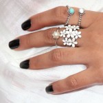 black nail